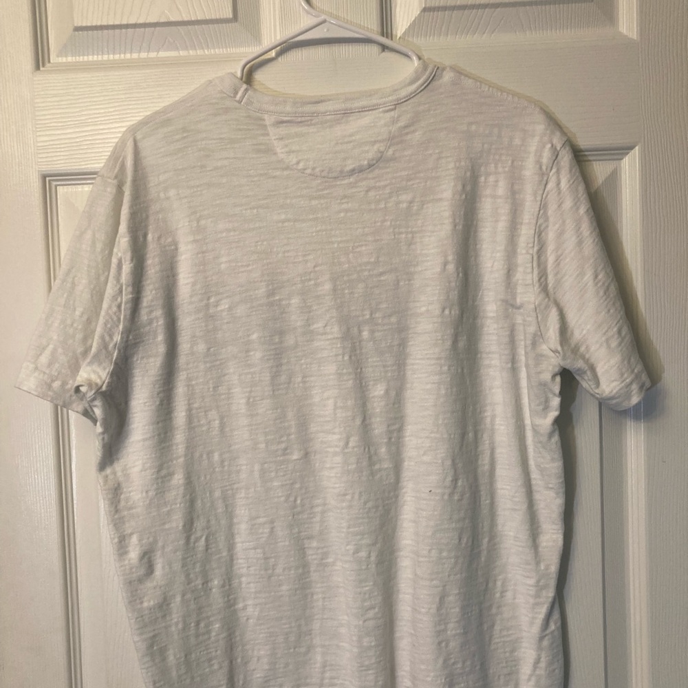 Basic T-Shirt - Picture 2 of 2